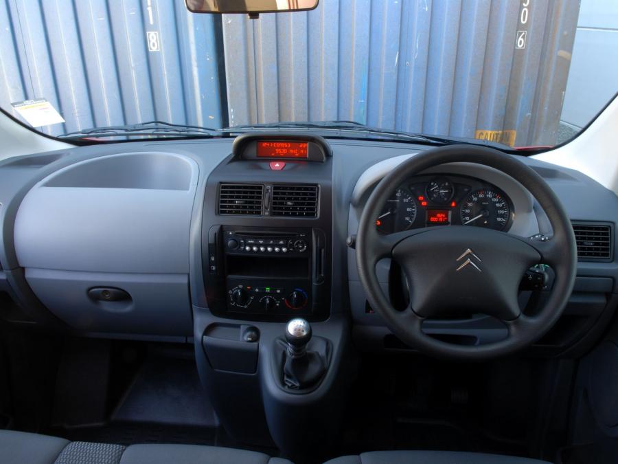  Citroen Dispatch Van LWB 2009 года  (AU) (фото 4 из 8)